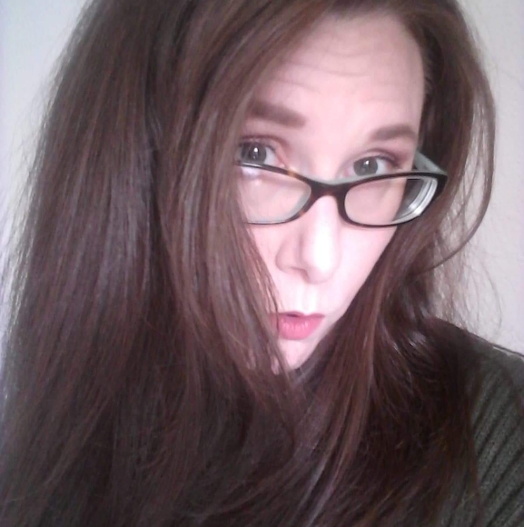meg_stoops